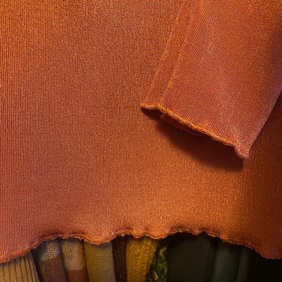 Shimmery Pink Off Shoulder Top - Picture 4 of 5